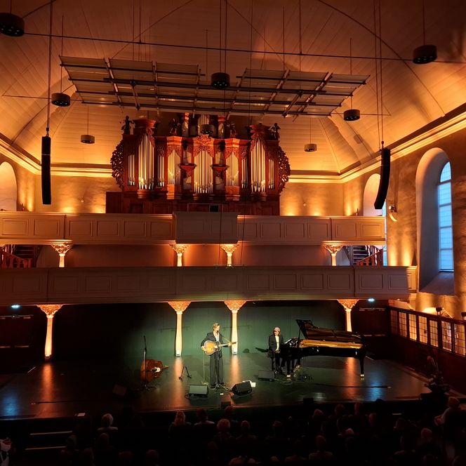 Die einstige Kirche verfügt über eine großartige Akustik und ist stimmungsvoller Rahmen für einzigartige Konzerte und Events.